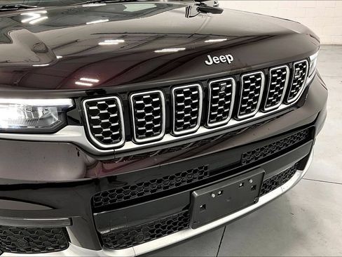 Used 2022 Jeep Grand Cherokee L Summit AWD/4WD image 35