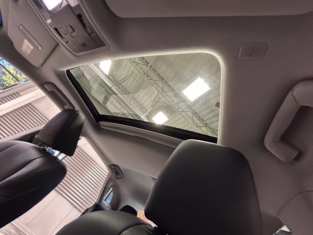 Used 2019 Lexus RX 450h AWD w/ Cold Area Package image 23