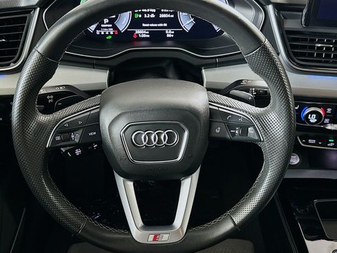 Used 2023 Audi Q5 e Prestige w/ Prestige Package AWD/4WD image 19
