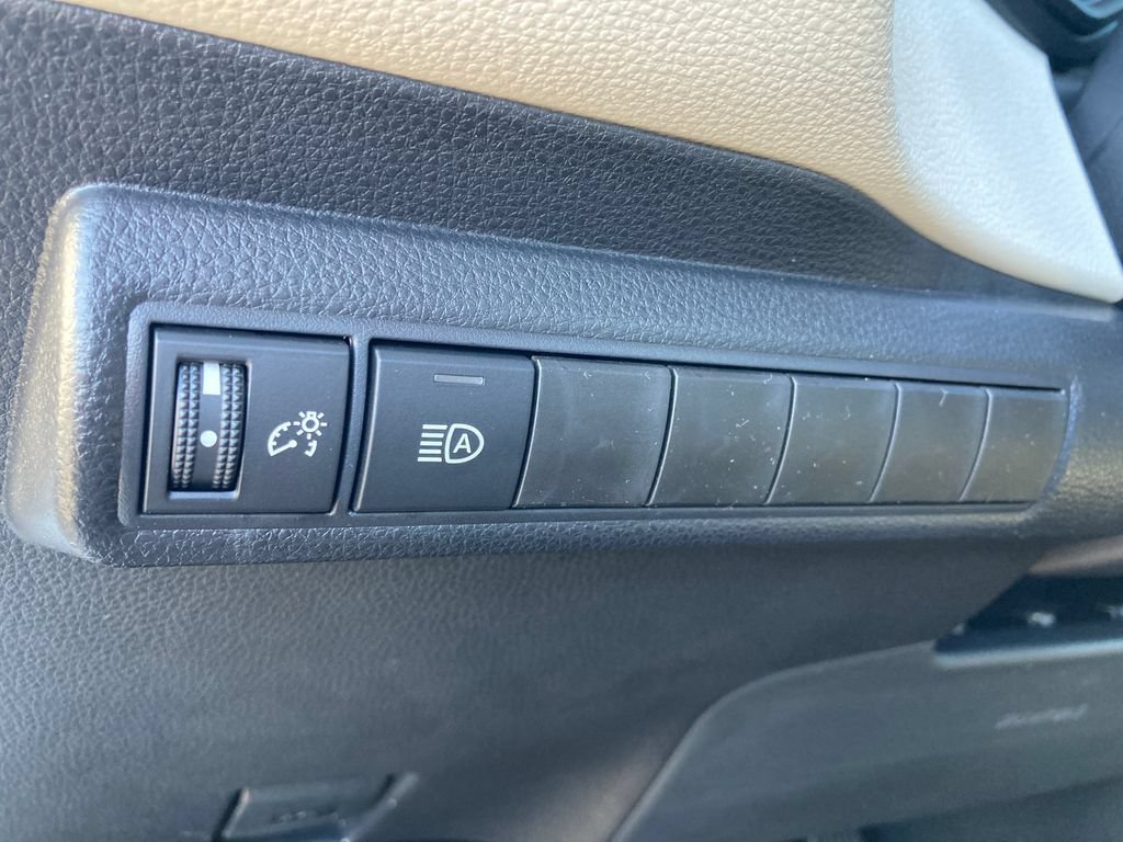 New 2026 Toyota Corolla LE FWD image 13