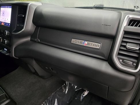 Used 2023 RAM 1500 Lone Star AWD/4WD image 38