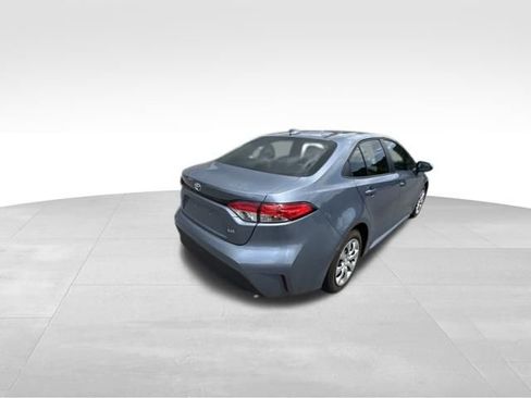 Used 2024 Toyota Corolla LE FWD image 7