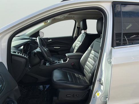 Used 2018 Ford Escape SEL w/ Ford Safe & Smart Package image 30