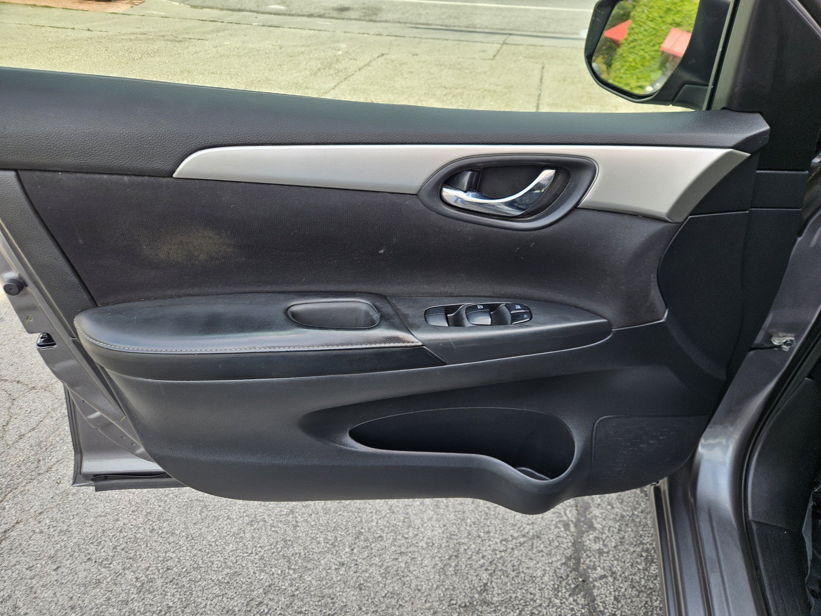 Used 2019 Nissan Sentra S w/ Appearance Package FWD image 19