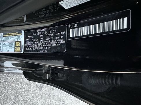 Certified 2024 Kia Forte GT-Line w/ GT-Line Premium Package image 18