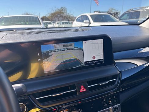 Used 2025 Kia Seltos S image 24