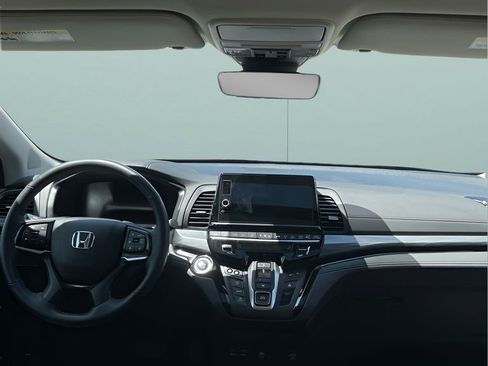 Used 2025 Honda Odyssey Elite image 19