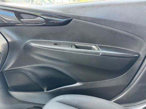 Used 2021 Chevrolet Spark LT image 22