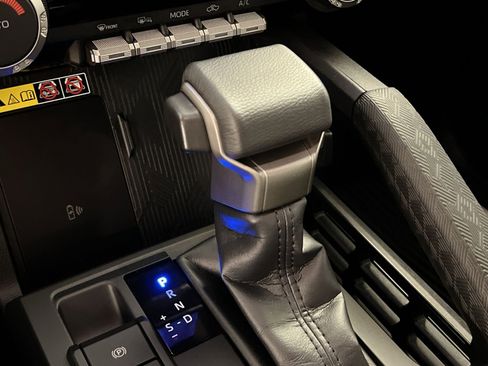 Used 2024 Toyota Tacoma SR5 image 22