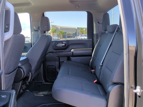 Used 2024 Chevrolet Silverado 2500 Custom w/ Custom Value Package AWD/4WD image 20