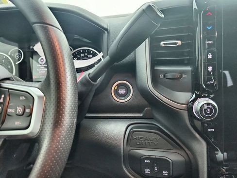 New 2026 RAM 2500 Tradesman AWD/4WD image 21