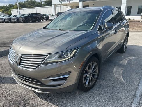 Used 2017 Lincoln MKC Select w/ Select Plus Package image 1