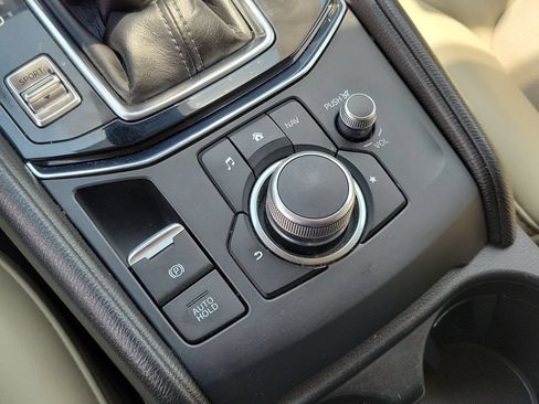 Used 2020 MAZDA CX-5 Touring FWD image 31