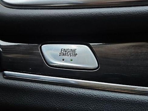 Used 2018 Buick Enclave Premium FWD image 26