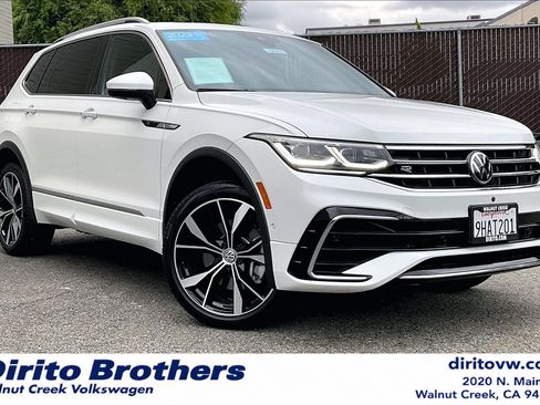 Certified 2023 Volkswagen Tiguan SEL R-Line AWD/4WD image 1