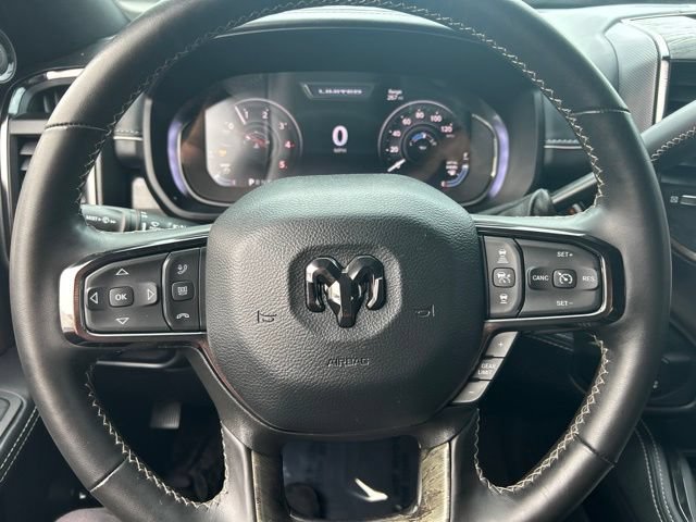 Used 2025 RAM 2500 Limited AWD/4WD image 30
