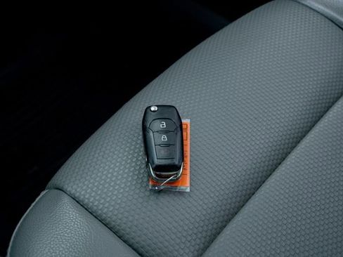 Used 2018 Ford F250 XL w/ Power Equipment Group image 52