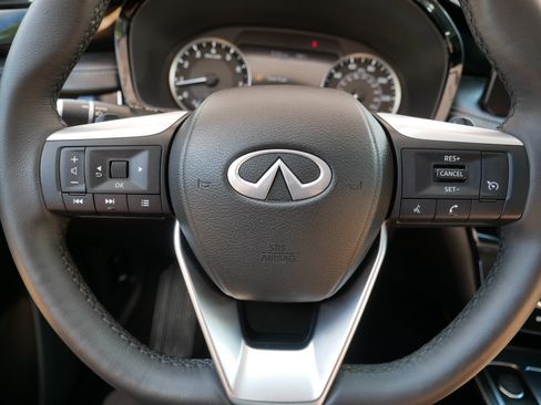 Used 2023 INFINITI QX60 Pure AWD/4WD image 25