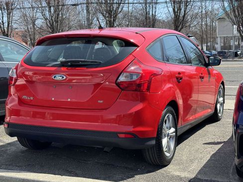 Used 2014 Ford Focus SE image 3