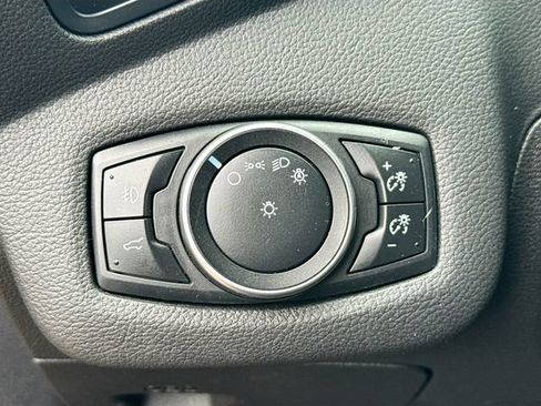 Used 2017 Ford Escape SE w/ SE Leather Comfort Package AWD/4WD image 10