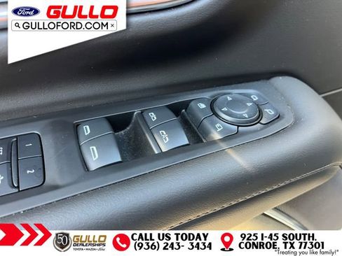 Used 2024 Chevrolet Suburban Z71 w/ Off-Road Capability Package AWD/4WD image 21