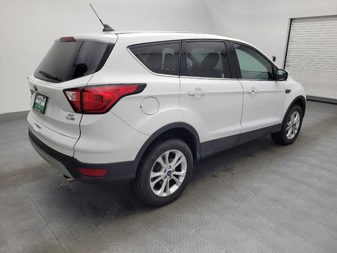Used 2019 Ford Escape SE image 10