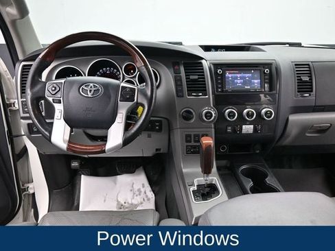 Used 2016 Toyota Sequoia Platinum image 17