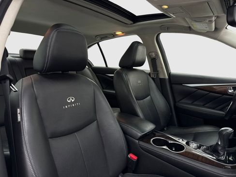 Used 2014 INFINITI Q50 Premium w/ Deluxe Touring Package AWD/4WD image 40