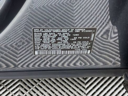 Used 2023 Volkswagen Atlas SE w/ Black Wheel Package FWD image 29