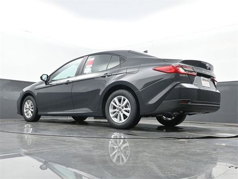 New 2026 Toyota Camry LE image 23