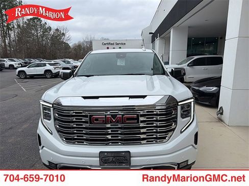 Used 2023 GMC Sierra 1500 Denali w/ Technology Package image 2