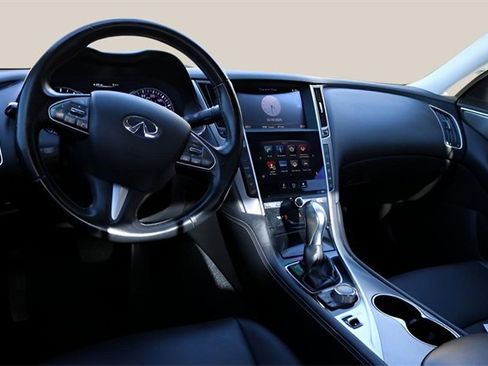 Used 2017 INFINITI Q50 2.0t w/ Moonroof Package image 14
