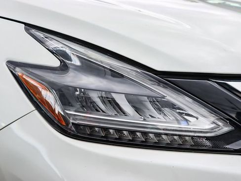 Used 2020 Nissan Murano SV image 10