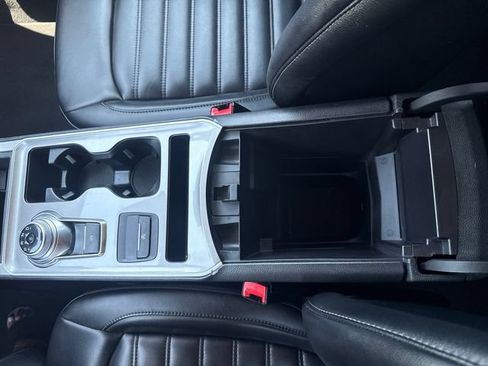 Certified 2024 Ford Edge SEL AWD/4WD image 32