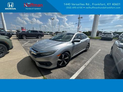 Used 2016 Honda Civic Touring image 1