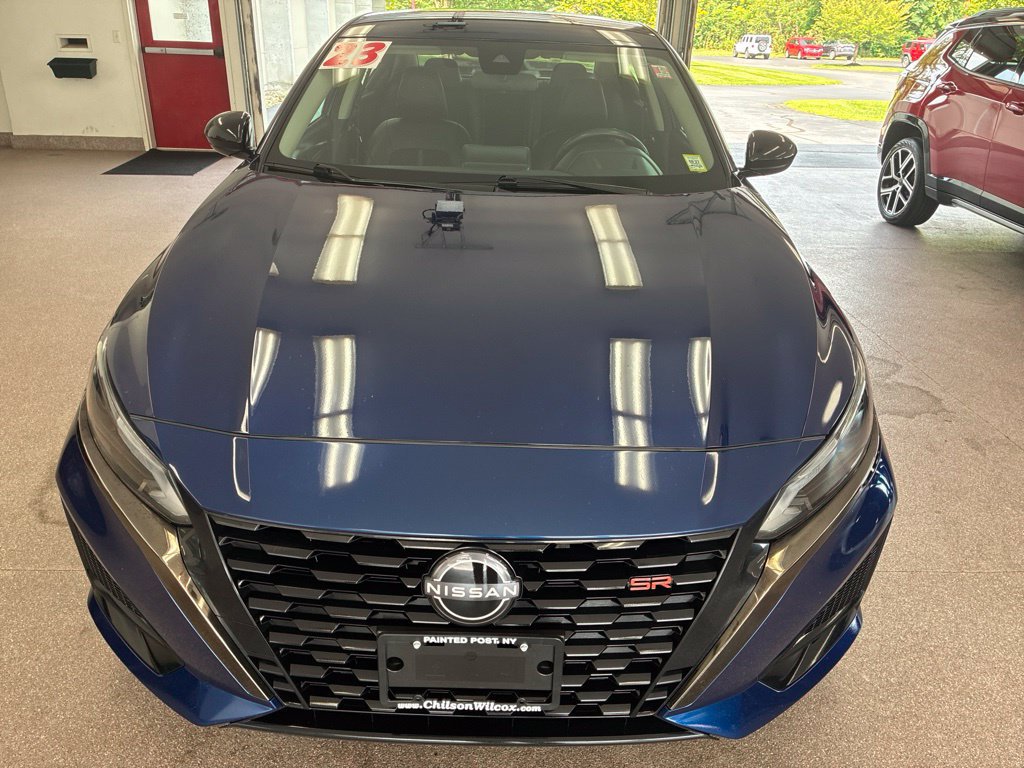 Used 2023 Nissan Altima 2.5 SR AWD/4WD image 4