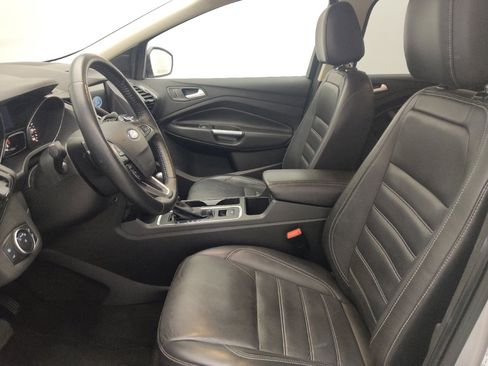Used 2017 Ford Escape Titanium FWD image 17