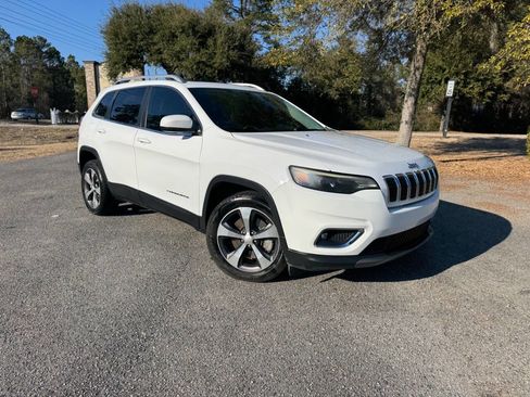 Used 2019 Jeep Cherokee Limited image 8