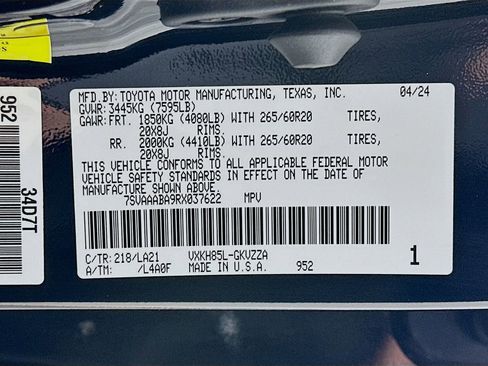 Certified 2024 Toyota Sequoia Platinum image 34