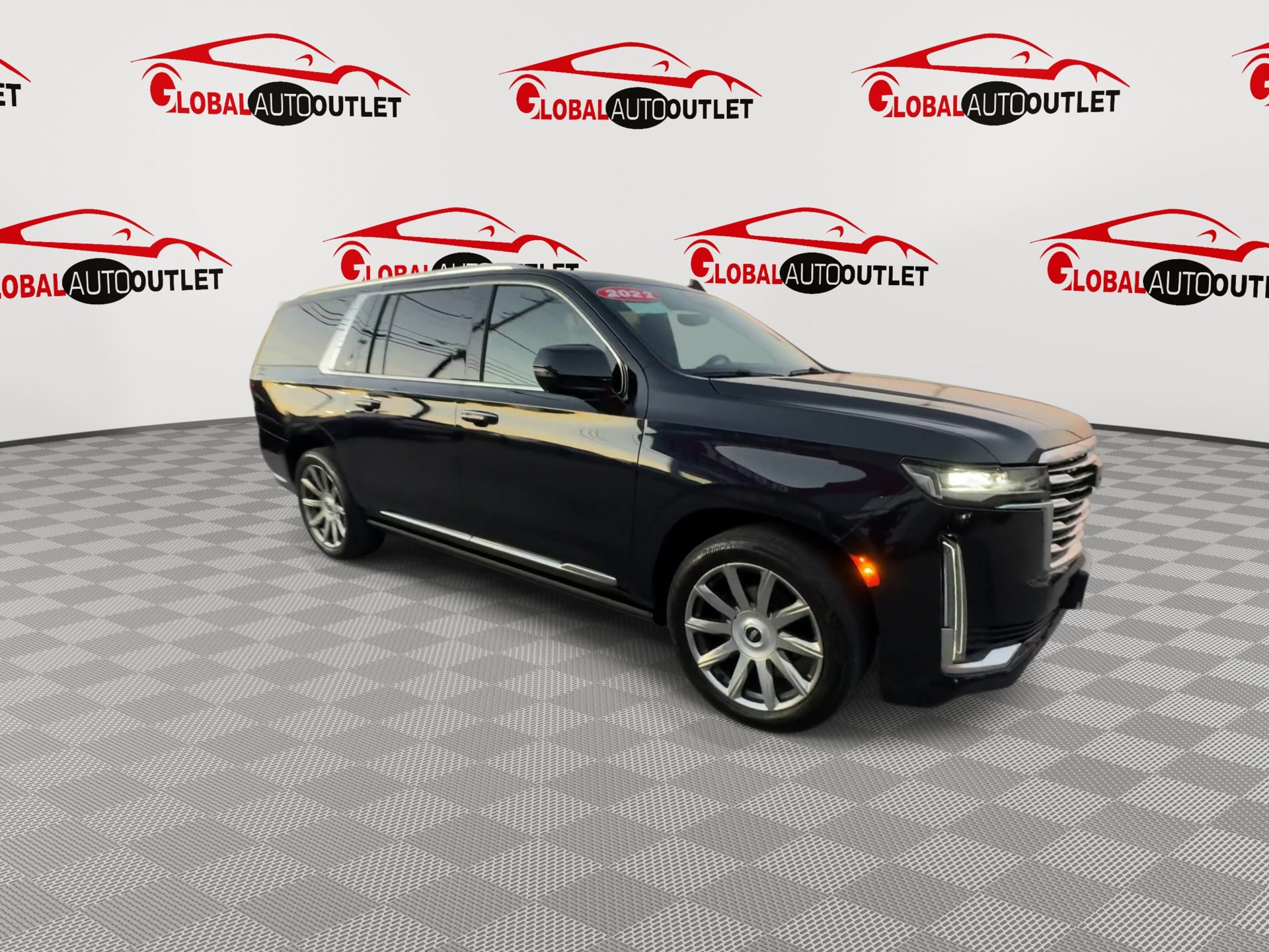 Used 2022 Cadillac Escalade ESV Premium Luxury Platinum AWD/4WD image 2