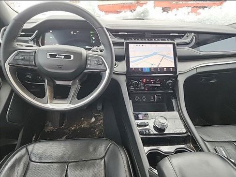 Used 2022 Jeep Grand Cherokee Limited 4xe w/ Luxury Tech Group II image 12