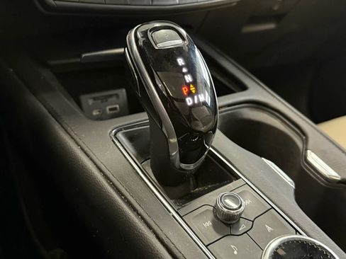 Used 2021 Cadillac XT4 Sport image 17