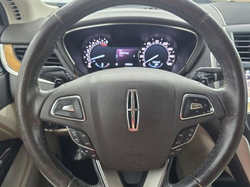 Used 2017 Lincoln MKC Select w/ Select Plus Package FWD image 20