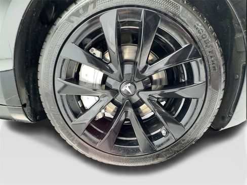 Used 2019 Tesla Model 3 Standard Range Plus image 30