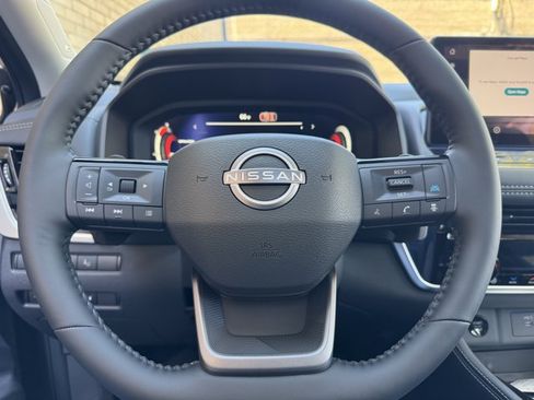 New 2026 Nissan Rogue Platinum w/ Platinum Premium Package AWD/4WD image 12