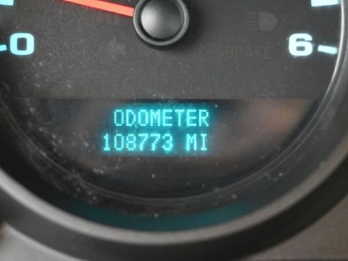 Used 2011 Chevrolet Silverado 1500 W/T w/ LS Package RWD image 27