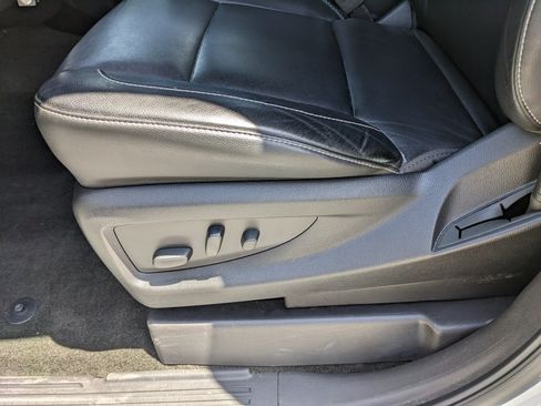 Used 2018 Chevrolet Silverado 1500 LT w/ All Star Edition AWD/4WD image 27