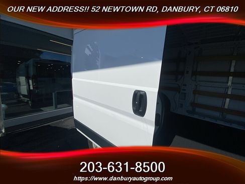 Used 2025 RAM ProMaster 2500 w/ U-Haul Equipment Group FWD image 21