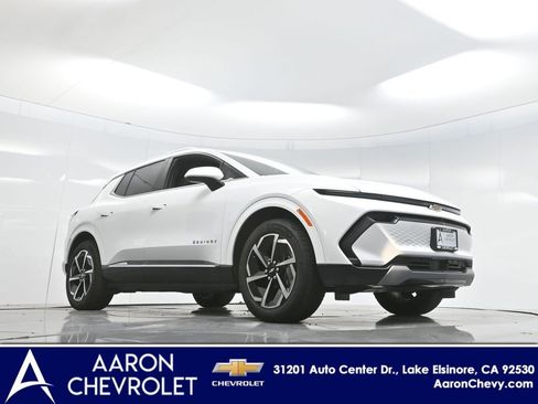 Used 2025 Chevrolet Equinox EV LT w/ Convenience Package image 2