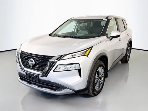 Used 2023 Nissan Rogue SV FWD image 4